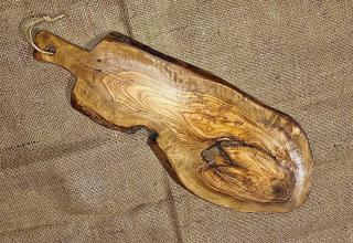 Tagliere in legno di olivo 47x18 h.150 mm